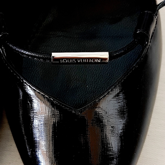 Louis Vuitton authentic NWOT black lace up flats - Picture 7 of 11